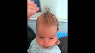 Removing cradle cap  Anna Rosen Mothercraft [upl. by Alleroif]