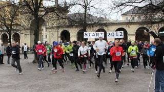 Neujahrslauf 2012 in München im Hofgarten [upl. by Wordoow]