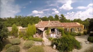 Hôtel le Mas du Loriot à Murs dans le Luberon [upl. by Orianna]