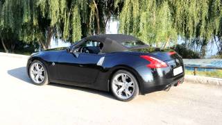 Nissan 370Z Roadster retractable roof [upl. by Htebazileyram]