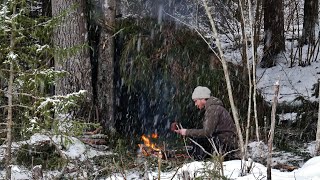 Preparing For a Cold Winter Night  Perfect Shelter For Winter Camping in Snow [upl. by Dre596]