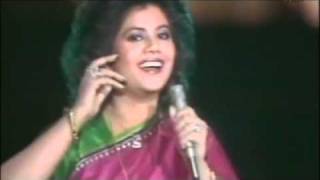 Runa Laila  Mera Babu Chail Chabila  Live on Pakistan Television  Ptv flv [upl. by Ammann]