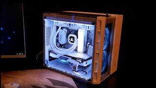 Corsair at CES 2019 New White Accessories for Crystal White Cases [upl. by Tombaugh]