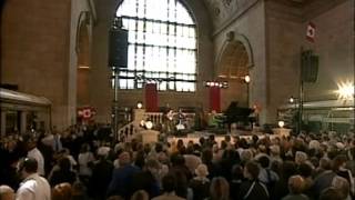 DIANA KRALL in concert Live at Union Station Toronto 2004 [upl. by Eleahcim]