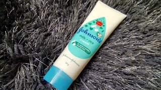 Johnson Ricemilk baby Cream Review l Tiny Review [upl. by Leeke]