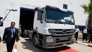 Algérie  Sortie du premier camion quot Actros quot Mercedes Benz [upl. by Hesper]