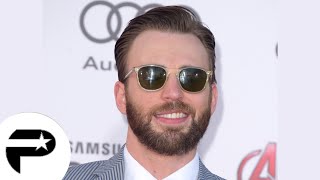 Chris Evans et Elisabteh Olsen rayonnent à la première des Avengers [upl. by Busby]