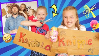 ONZE OUDERS KNIPPEN in ONZE EIGEN KAPSALON Knippen In Ruil Voor Hairdooz Neonz ♥DeZoeteZusjes♥ [upl. by Lesna]