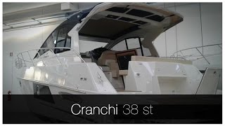 Cranchi 38 st  Barca usata a motore in vendita del cantiere Cranchi  Hard top [upl. by Ellocin]