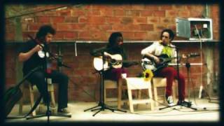 THE NOISETTES  Faits Divers Acoustic bonus  the soundcheck of Wild Young Hearts [upl. by Katharyn]