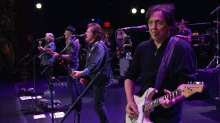 The Doobie Brothers  Listen To The Music Reprise Live From The Beacon Theater [upl. by Nosredneh]