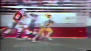 Feature on Oregon QB Reggie Ogburn during OregonAZ game 9221990 [upl. by Zaneski]