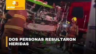 Impactante choque en Bogotá de motociclistas quedó captado en video [upl. by Aer997]