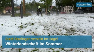 Heftiges Hagelunwetter in Reutlingen Winterlandschaft mitten im Sommer [upl. by Henarat407]