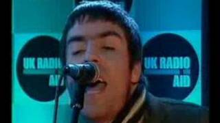 Oasis  Wonderwall Acoustic Radio Aid 2005 Liam amp Gem [upl. by Eulalee]