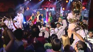 Gwen Stefani  Hollaback Girl Live On Jimmy Kimmel 19052005 [upl. by Thebault]