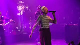 quotCome On Eileenquot Dexys en concert à Paris le 16102023 [upl. by Ellitnahc]