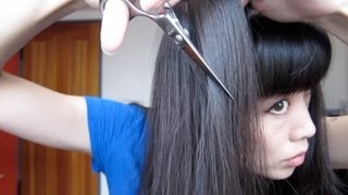 How to thin out your hair with shears or a razor [upl. by Enitsuga]