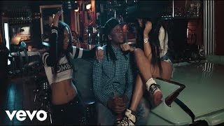 R2bees  Killing Me Softlyvideo [upl. by Inor878]