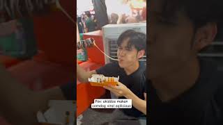 Akidos makan corndog main² tarik² pulak akidos ini sedapnyerr boleh lah korang beli cepat greep [upl. by Nole927]