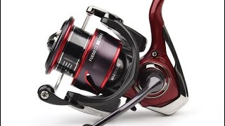 Moulinet Daiwa Fuego CS LT 5000CXH [upl. by Ilyk]