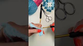 Faire une augmentation sur un rang de mailles serrées 🥰 crochet crochetdébutant crochetfacile [upl. by Itsa493]