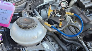 Skoda Octavia III 14 TSI  Coolant change [upl. by Saoj]