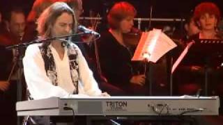 Hide in Your Shell Roger Hodgson w Orchestra [upl. by Emmaline]