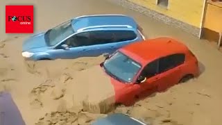 „Hier wird alles weggespült“  Schlammlawine schiebt Autos durch Gondelsheim [upl. by Aubry659]