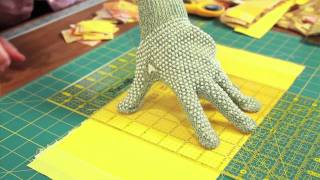 Quilty How to use a rotary cutter [upl. by Hough]