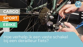 Hoe verhelp ik een vaste schakel bij ketting van een derailleur fiets  210 [upl. by Neillij]