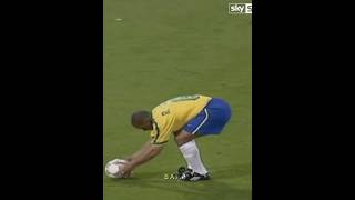 Roberto Carlos powerful free kick 2 [upl. by Bruno881]