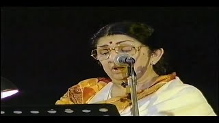 Lata Mangeshkar Live  Medley  Queen In Concert An Era In Evening Full Medley [upl. by Dlareg]