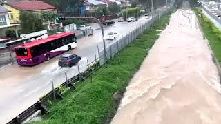 Flooding across Singapore Rising water levels in Bukit Timah on Saturday April 17 [upl. by Ahsrats]