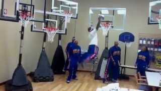 Amazing A 52quot Globetrotter dunks [upl. by Kho]