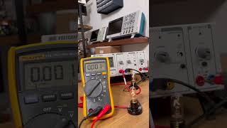 Spannung mit dem Multimeter messen  Shorts Tutorial [upl. by Ahsaek210]