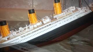 Titanic model sinking [upl. by Apfel]