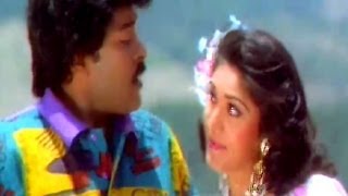 Tota Mere Tota  Chiranjeevi Meenakshi Seshadhri Aaj Ka Goondaraaj Song [upl. by Ayimat]