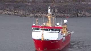 160908 NWP Song as Ice Breaker Ernest Shackleton Says Goodbye to Crystal Serenity [upl. by Richmond147]