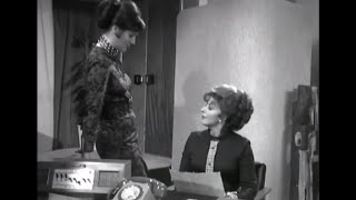 Barbara Mitchell amp Pat Phoenix  Coronation Street 1971 [upl. by Dustman]