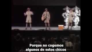 Monty Python  Bruce´s Philosophers Song Hollywood Bowl Sub español [upl. by Farrah]