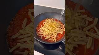 Tek Tava Bolonez Makarna Tarifi 💯 EMİR ELİDEMİR shortvideo food makarna bolonez [upl. by Atiseret]