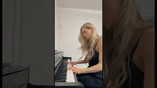 Divenire  Ludovico Einaudi piano cover ludovicoeinaudi pianocover divenire violin [upl. by Teagan470]