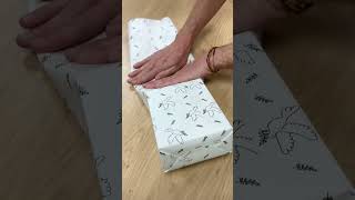 Tuto emballage  papier cadeau original 🎁 [upl. by Tshombe879]