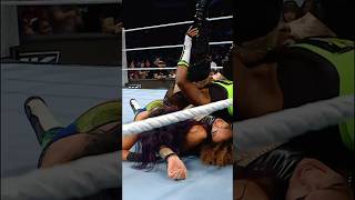 Bayley amp Naomi double pin on Nia Jax I wonder what that means… 🧐 [upl. by Notseh182]