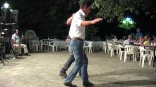 SamosΣάμος traditional greek dance on platía in Kastaneá  παραδοσιακό χορό  GreeceΕλλάδα [upl. by Adnohr]