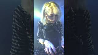 Avalon Emerson  quotQuoiquot at The Cause in London [upl. by Blatt]