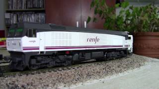 Maqueta de trenes con material de Renfe escala H0HD [upl. by Notnirb]