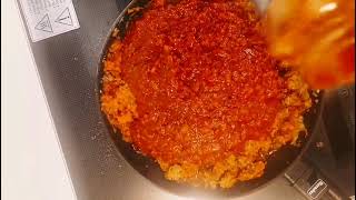 THE ICONIC BOLOGNESE SPAGHETTI STYLE McCoy007 Homemade Skills Fast Easy Foodie Cheflife [upl. by Arikahs]