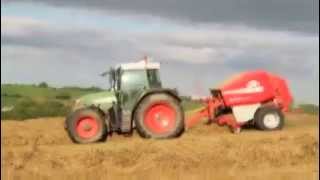 Baling amp Wrapping Haylage 2014 [upl. by Alledi]